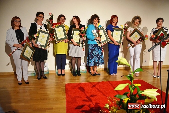 Zdjęcie w galerii na portalu naszraciborz.pl: NARCYZY 2015 przyznane - uroczysta gala na Zamku Piastowskim  wiadomości z regionu