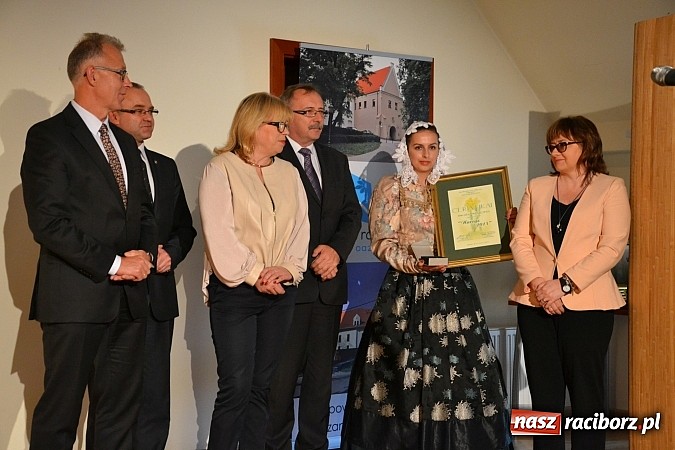 Zdjęcie w galerii na portalu naszraciborz.pl: NARCYZY 2015 przyznane - uroczysta gala na Zamku Piastowskim  wiadomości z regionu