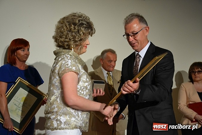 Zdjęcie w galerii na portalu naszraciborz.pl: NARCYZY 2015 przyznane - uroczysta gala na Zamku Piastowskim  wiadomości z regionu