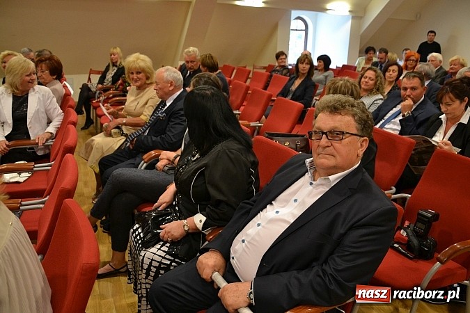 Zdjęcie w galerii na portalu naszraciborz.pl: NARCYZY 2015 przyznane - uroczysta gala na Zamku Piastowskim  wiadomości z regionu