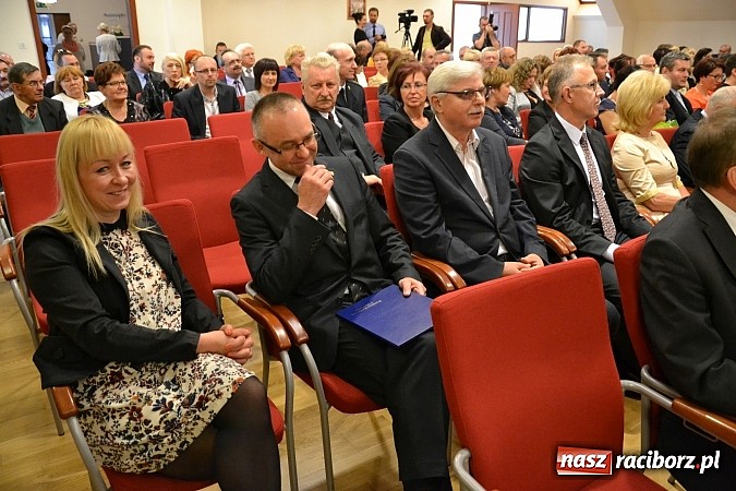 Zdjęcie w galerii na portalu naszraciborz.pl: NARCYZY 2015 przyznane - uroczysta gala na Zamku Piastowskim  wiadomości z regionu