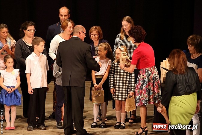 Zdjęcie w galerii na portalu naszraciborz.pl: Najlepsi z najlepszych, czyli V Gala 15-stki  wiadomości z regionu