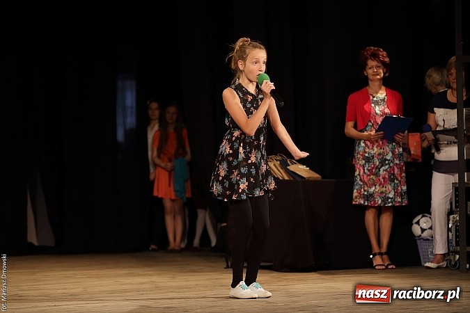 Zdjęcie w galerii na portalu naszraciborz.pl: Najlepsi z najlepszych, czyli V Gala 15-stki  wiadomości z regionu