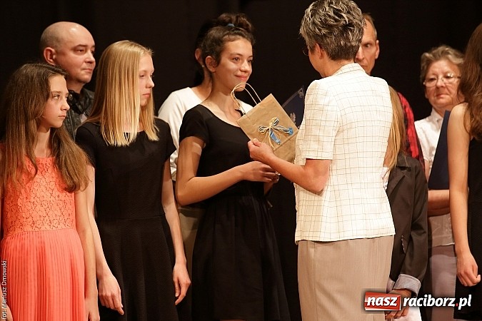 Zdjęcie w galerii na portalu naszraciborz.pl: Najlepsi z najlepszych, czyli V Gala 15-stki  wiadomości z regionu