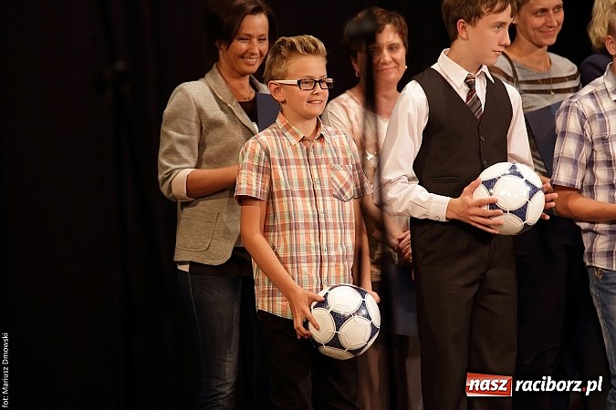 Zdjęcie w galerii na portalu naszraciborz.pl: Najlepsi z najlepszych, czyli V Gala 15-stki  wiadomości z regionu