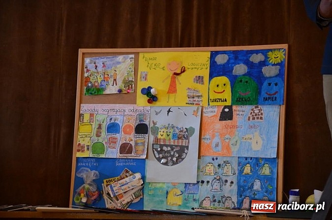 Zdjęcie w galerii na portalu naszraciborz.pl: Rozstrzygnięcie konkursu ekologicznego w Tarnowskich Górach wiadomości z regionu