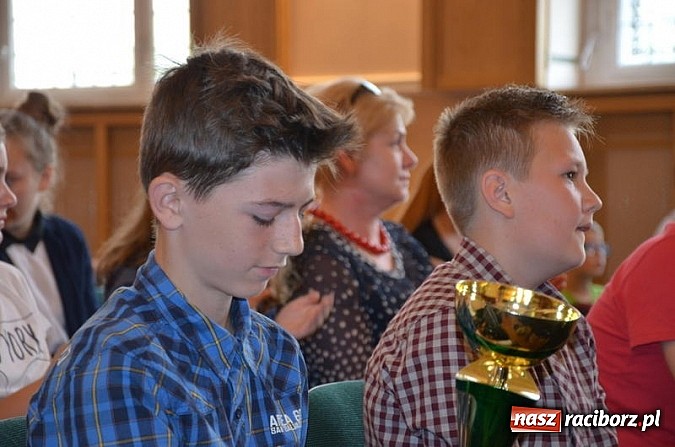 Zdjęcie w galerii na portalu naszraciborz.pl: Rozstrzygnięcie konkursu ekologicznego w Tarnowskich Górach wiadomości z regionu