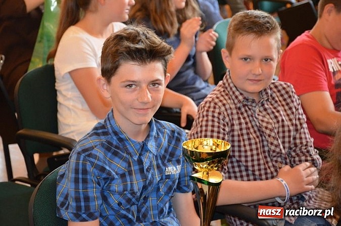 Zdjęcie w galerii na portalu naszraciborz.pl: Rozstrzygnięcie konkursu ekologicznego w Tarnowskich Górach wiadomości z regionu