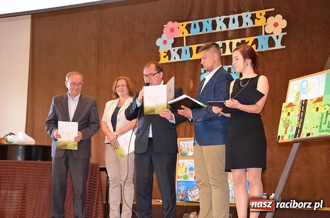 Zdjęcie w galerii na portalu naszraciborz.pl: Rozstrzygnięcie konkursu ekologicznego w Tarnowskich Górach wiadomości z regionu