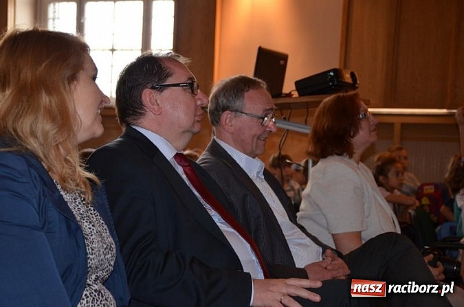 Zdjęcie w galerii na portalu naszraciborz.pl: Rozstrzygnięcie konkursu ekologicznego w Tarnowskich Górach wiadomości z regionu