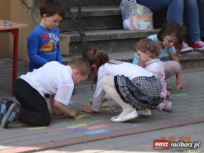 Zdjęcie w galerii na portalu naszraciborz.pl: Zakończenie zajęć Fiku-miku w Raciborskim Domu Kultury  wiadomości z regionu