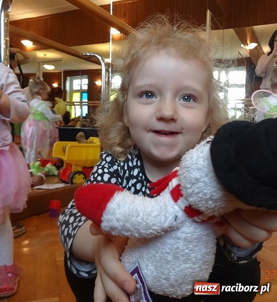 Zdjęcie w galerii na portalu naszraciborz.pl: Zakończenie zajęć Fiku-miku w Raciborskim Domu Kultury  wiadomości z regionu