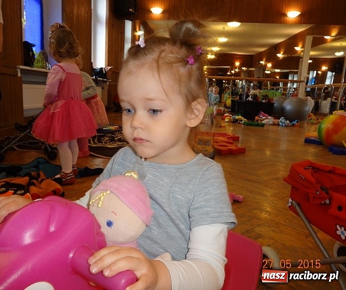 Zdjęcie w galerii na portalu naszraciborz.pl: Zakończenie zajęć Fiku-miku w Raciborskim Domu Kultury  wiadomości z regionu
