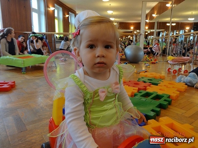 Zdjęcie w galerii na portalu naszraciborz.pl: Zakończenie zajęć Fiku-miku w Raciborskim Domu Kultury  wiadomości z regionu