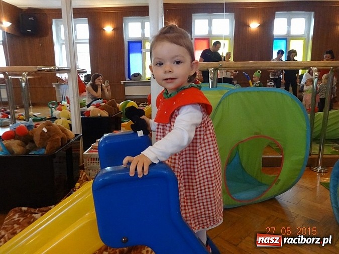 Zdjęcie w galerii na portalu naszraciborz.pl: Zakończenie zajęć Fiku-miku w Raciborskim Domu Kultury  wiadomości z regionu