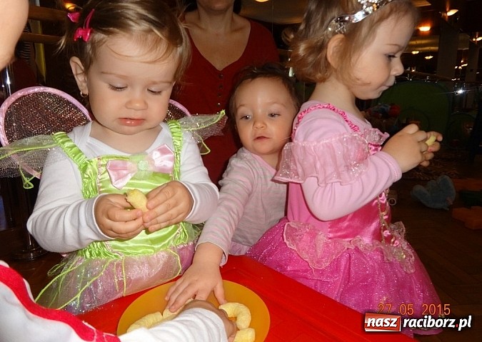 Zdjęcie w galerii na portalu naszraciborz.pl: Zakończenie zajęć Fiku-miku w Raciborskim Domu Kultury  wiadomości z regionu