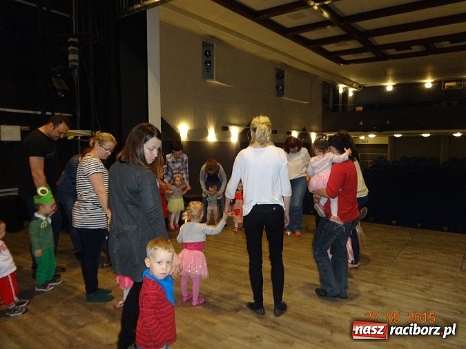 Zdjęcie w galerii na portalu naszraciborz.pl: Zakończenie zajęć Fiku-miku w Raciborskim Domu Kultury  wiadomości z regionu