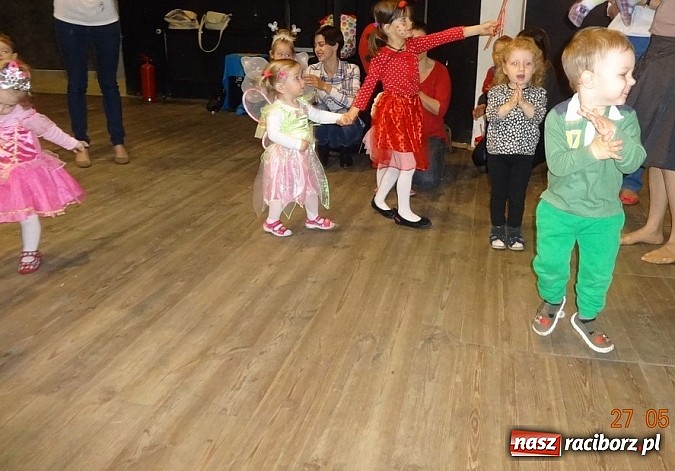 Zdjęcie w galerii na portalu naszraciborz.pl: Zakończenie zajęć Fiku-miku w Raciborskim Domu Kultury  wiadomości z regionu