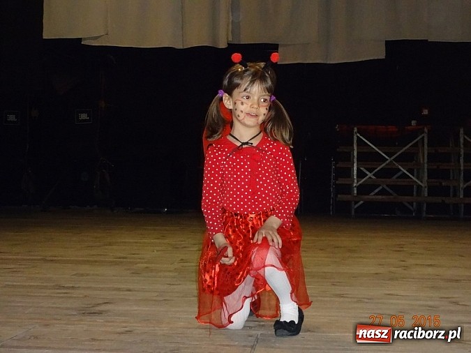 Zdjęcie w galerii na portalu naszraciborz.pl: Zakończenie zajęć Fiku-miku w Raciborskim Domu Kultury  wiadomości z regionu