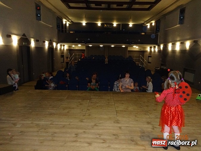 Zdjęcie w galerii na portalu naszraciborz.pl: Zakończenie zajęć Fiku-miku w Raciborskim Domu Kultury  wiadomości z regionu