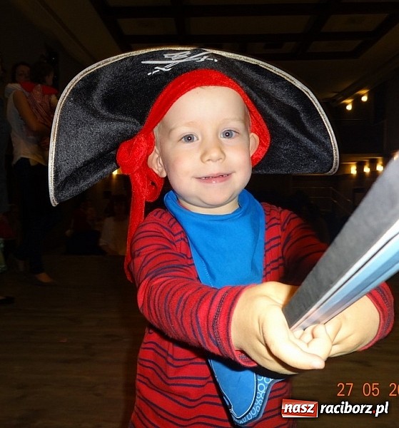 Zdjęcie w galerii na portalu naszraciborz.pl: Zakończenie zajęć Fiku-miku w Raciborskim Domu Kultury  wiadomości z regionu