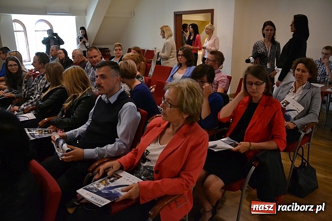 Zdjęcie w galerii na portalu naszraciborz.pl: Polsko-Czeska Platforma Gospodarcza. Konferencja Otwarcia wiadomości z regionu