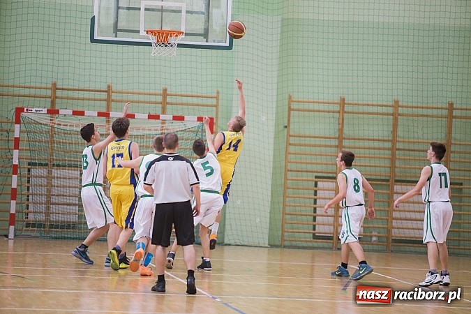 Zdjęcie w galerii na portalu naszraciborz.pl: Polsko-Czeska Sportowa Olimpiada Dzieci i Młodzieży wiadomości z regionu