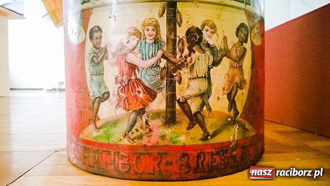 Zdjęcie w galerii na portalu naszraciborz.pl: Muzeum w Raciborzu pochwaliło się najnowszymi nabytkami wiadomości z regionu