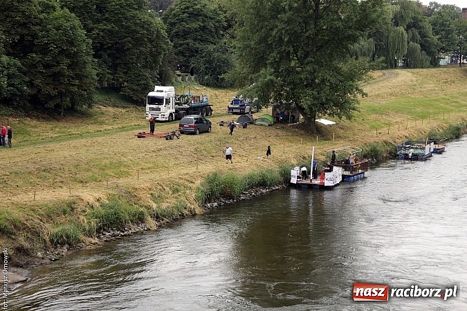 Zdjęcie w galerii na portalu naszraciborz.pl: Do przystani dojedziesz po asfalcie i usiądziesz tu na ławeczce wiadomości z regionu