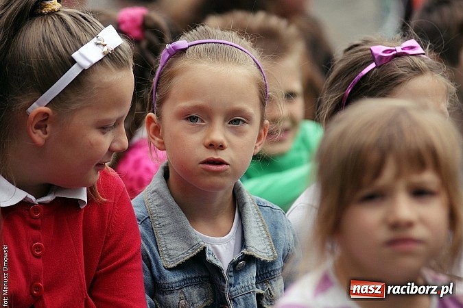 Zdjęcie w galerii na portalu naszraciborz.pl: Trzynastka bawiła się na rodzinnym festynie wiadomości z regionu