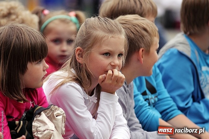 Zdjęcie w galerii na portalu naszraciborz.pl: Trzynastka bawiła się na rodzinnym festynie wiadomości z regionu