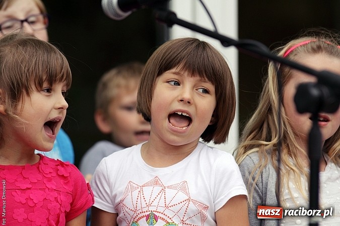 Zdjęcie w galerii na portalu naszraciborz.pl: Trzynastka bawiła się na rodzinnym festynie wiadomości z regionu
