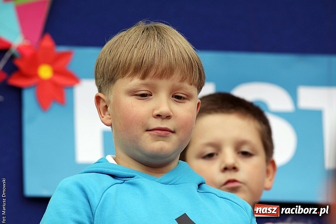 Zdjęcie w galerii na portalu naszraciborz.pl: Trzynastka bawiła się na rodzinnym festynie wiadomości z regionu