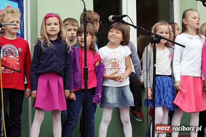 Zdjęcie w galerii na portalu naszraciborz.pl: Trzynastka bawiła się na rodzinnym festynie wiadomości z regionu