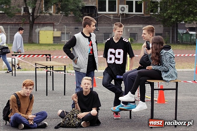 Zdjęcie w galerii na portalu naszraciborz.pl: Trzynastka bawiła się na rodzinnym festynie wiadomości z regionu