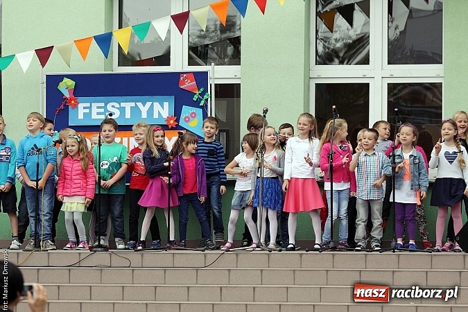 Zdjęcie w galerii na portalu naszraciborz.pl: Trzynastka bawiła się na rodzinnym festynie wiadomości z regionu