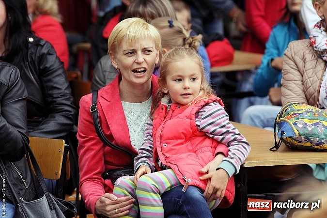 Zdjęcie w galerii na portalu naszraciborz.pl: Trzynastka bawiła się na rodzinnym festynie wiadomości z regionu