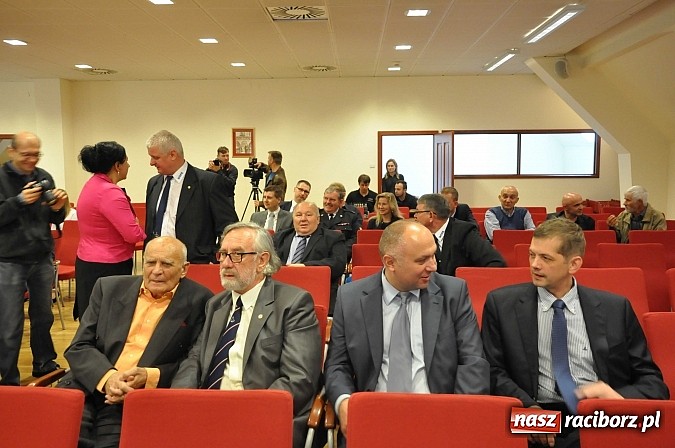 Zdjęcie w galerii na portalu naszraciborz.pl: Raciborski WOPR świętował 50-lecie na Zamku Piastowskim. Starosta dał odznakę, prezydent samochód wiadomości z regionu