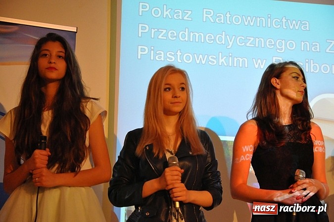 Zdjęcie w galerii na portalu naszraciborz.pl: Raciborski WOPR świętował 50-lecie na Zamku Piastowskim. Starosta dał odznakę, prezydent samochód wiadomości z regionu