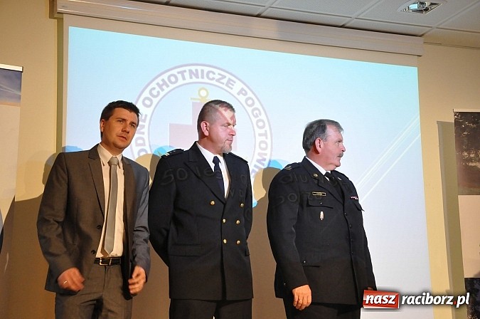 Zdjęcie w galerii na portalu naszraciborz.pl: Raciborski WOPR świętował 50-lecie na Zamku Piastowskim. Starosta dał odznakę, prezydent samochód wiadomości z regionu