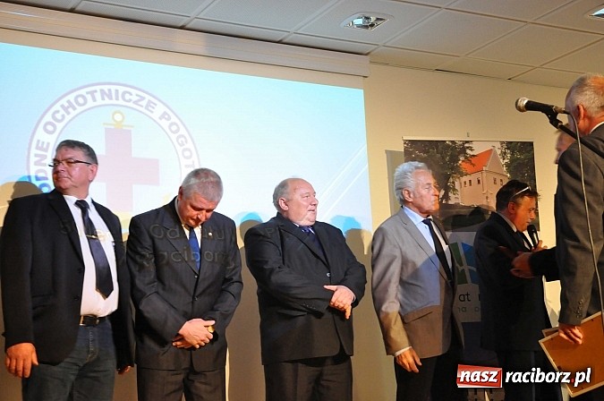 Zdjęcie w galerii na portalu naszraciborz.pl: Raciborski WOPR świętował 50-lecie na Zamku Piastowskim. Starosta dał odznakę, prezydent samochód wiadomości z regionu