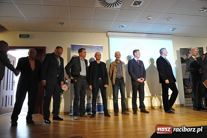 Zdjęcie w galerii na portalu naszraciborz.pl: Raciborski WOPR świętował 50-lecie na Zamku Piastowskim. Starosta dał odznakę, prezydent samochód wiadomości z regionu