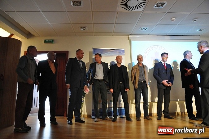 Zdjęcie w galerii na portalu naszraciborz.pl: Raciborski WOPR świętował 50-lecie na Zamku Piastowskim. Starosta dał odznakę, prezydent samochód wiadomości z regionu