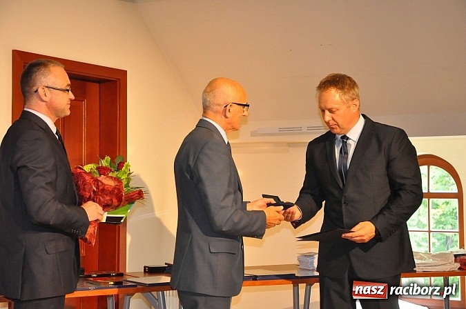 Zdjęcie w galerii na portalu naszraciborz.pl: Raciborski WOPR świętował 50-lecie na Zamku Piastowskim. Starosta dał odznakę, prezydent samochód wiadomości z regionu