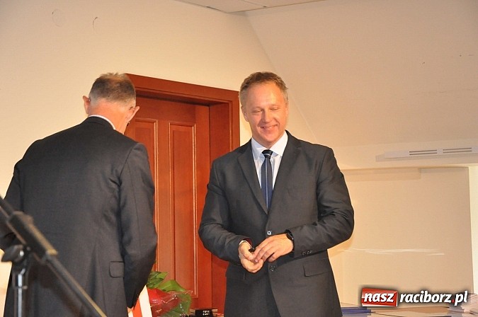 Zdjęcie w galerii na portalu naszraciborz.pl: Raciborski WOPR świętował 50-lecie na Zamku Piastowskim. Starosta dał odznakę, prezydent samochód wiadomości z regionu