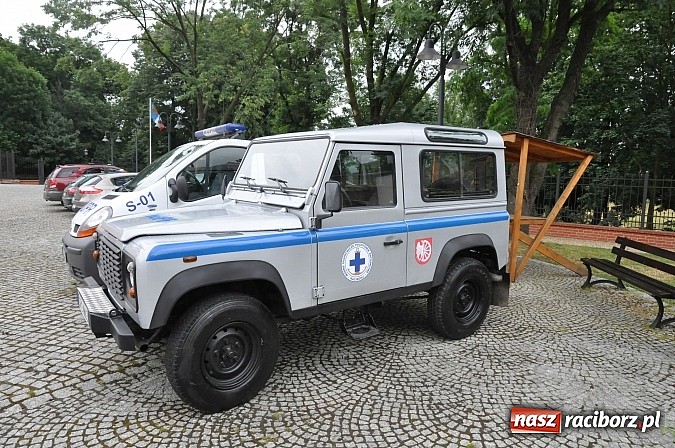 Zdjęcie w galerii na portalu naszraciborz.pl: Raciborski WOPR świętował 50-lecie na Zamku Piastowskim. Starosta dał odznakę, prezydent samochód wiadomości z regionu