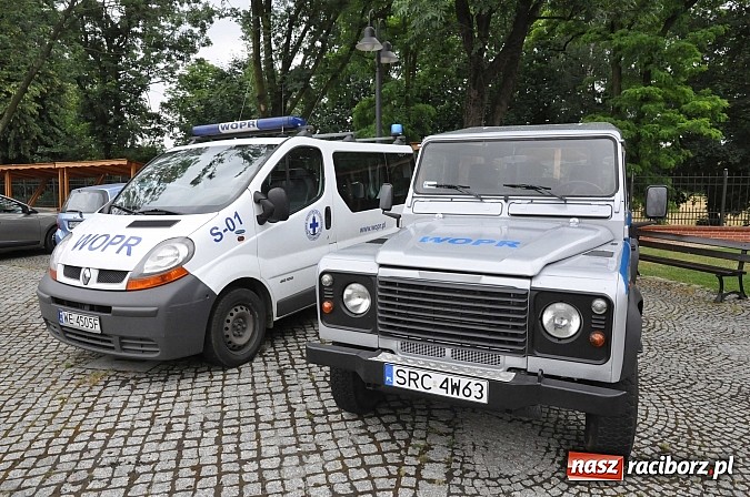 Zdjęcie w galerii na portalu naszraciborz.pl: Raciborski WOPR świętował 50-lecie na Zamku Piastowskim. Starosta dał odznakę, prezydent samochód wiadomości z regionu