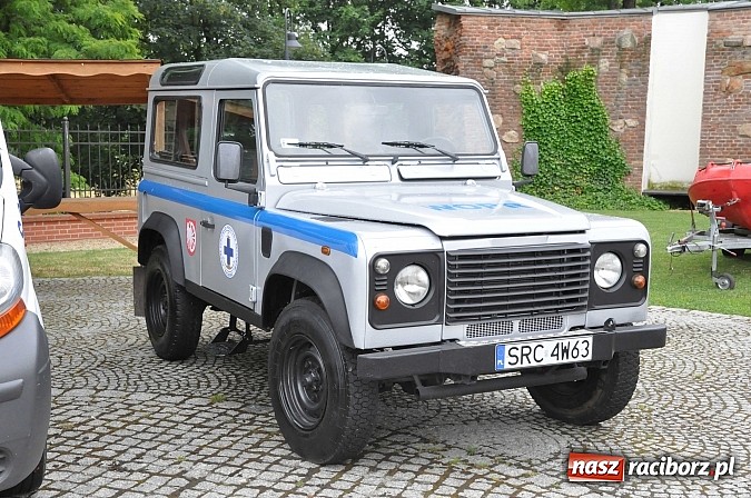 Zdjęcie w galerii na portalu naszraciborz.pl: Raciborski WOPR świętował 50-lecie na Zamku Piastowskim. Starosta dał odznakę, prezydent samochód wiadomości z regionu