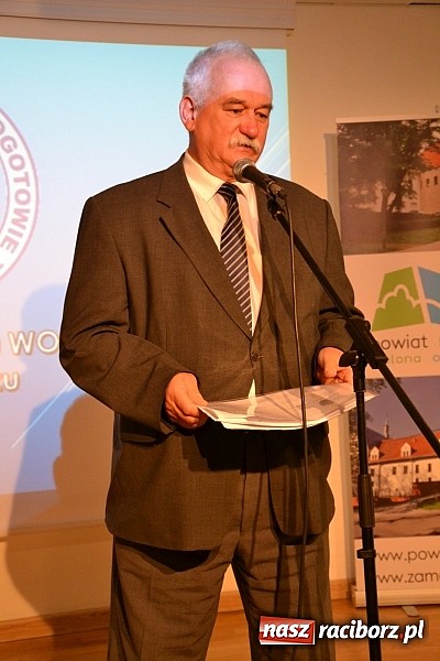 Zdjęcie w galerii na portalu naszraciborz.pl: Raciborski WOPR świętował 50-lecie na Zamku Piastowskim. Starosta dał odznakę, prezydent samochód wiadomości z regionu