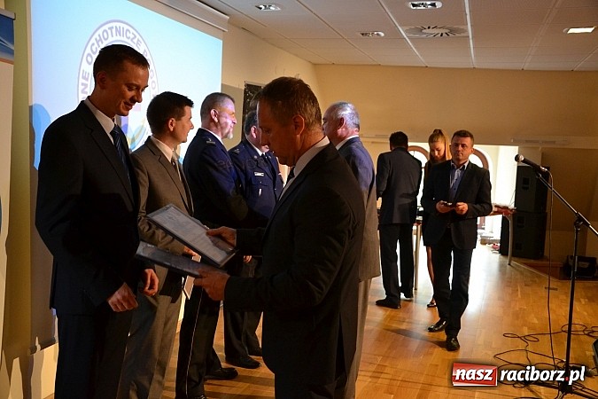 Zdjęcie w galerii na portalu naszraciborz.pl: Raciborski WOPR świętował 50-lecie na Zamku Piastowskim. Starosta dał odznakę, prezydent samochód wiadomości z regionu